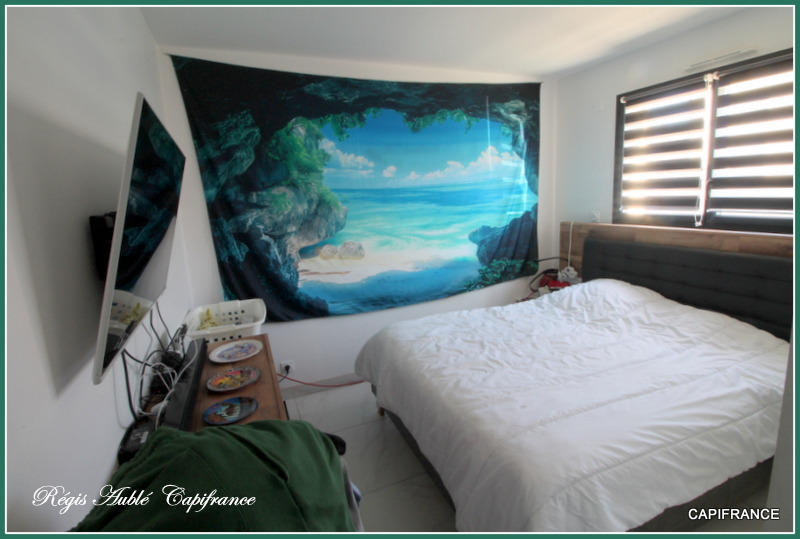 Maison - 121 m² - 6 pièces