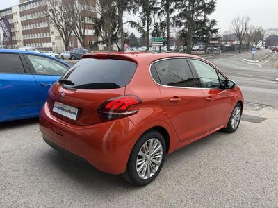 Peugeot 208 Puretech 110 s&amp;S Allure - 4 options incluses
