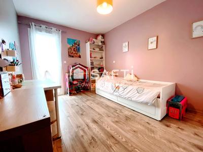 Maison - 158 m² - 6 pièces