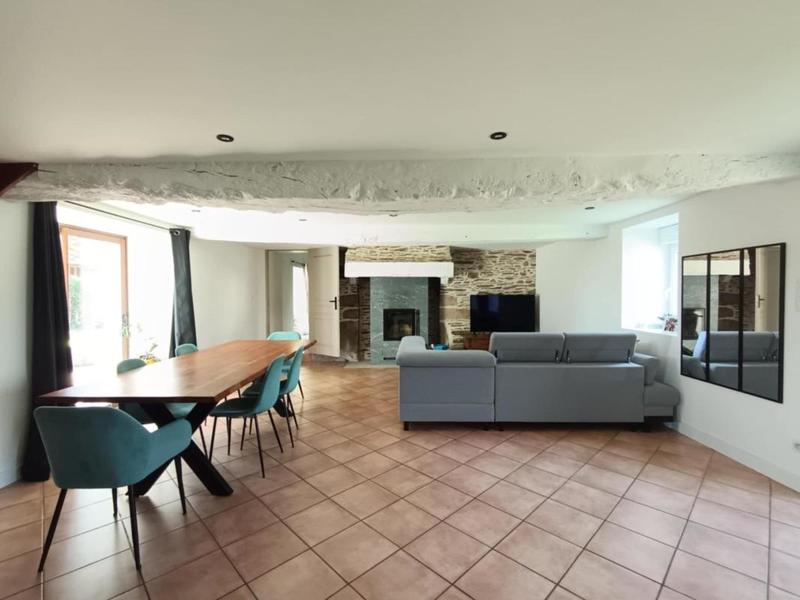 Maison - 168 m² - 6 pièces