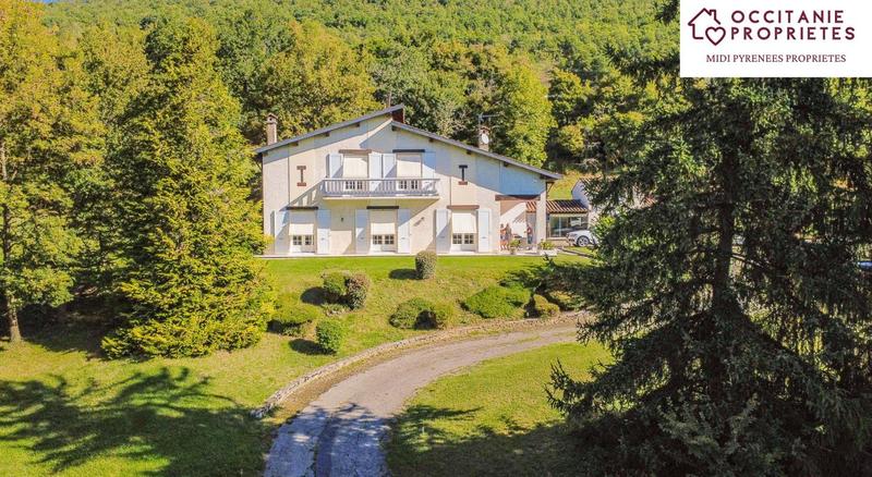 Villa - 203 m² - 7 pièces