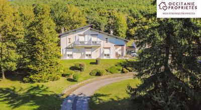 Villa - 203 m² - 7 pièces