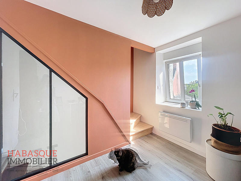 Maison - 77 m² - 6 pièces