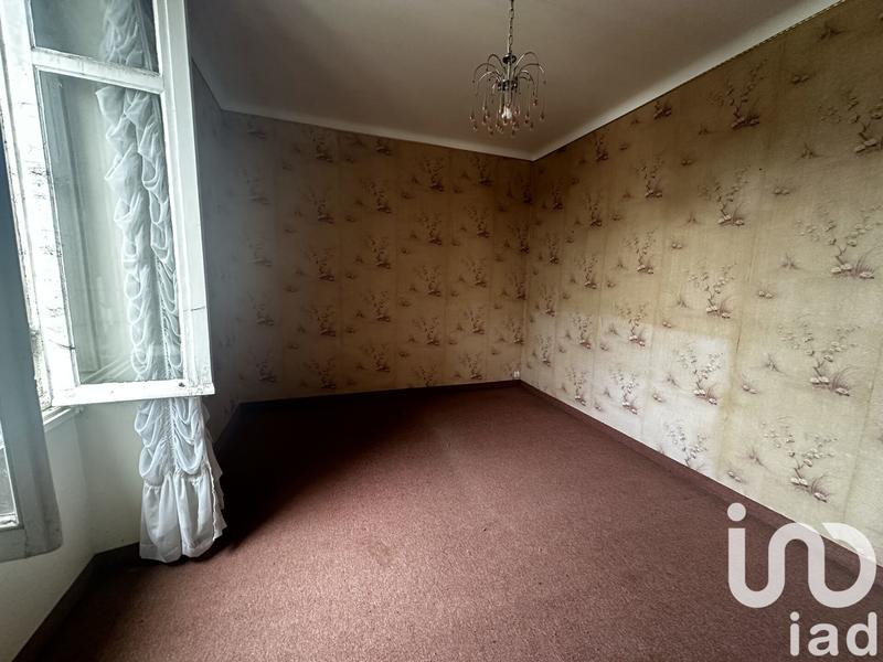 Maison - 200 m² - 7 pièces