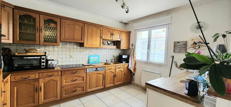 Maison - 122 m² - 6 pièces