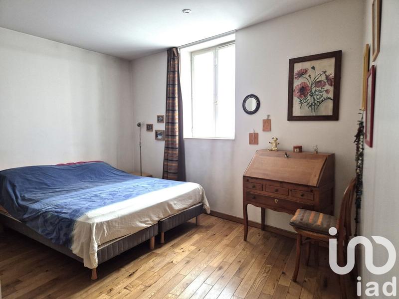 Maison - 168 m² - 8 pièces