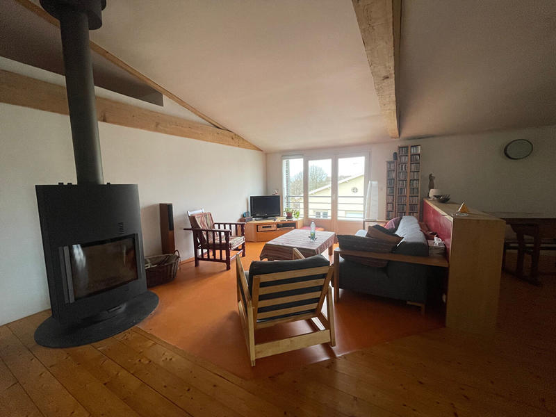 Maison - 410 m² - 6 pièces