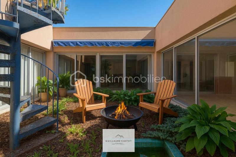 Maison d'architecte - 259 m² - 9 pièces