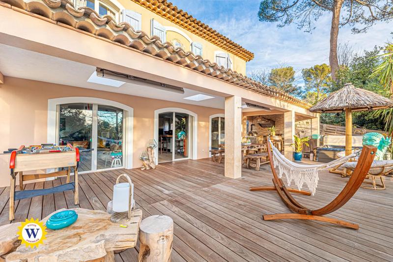 Villa - 350 m² - 8 pièces