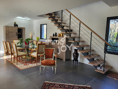 Villa - 150 m² - 5 pièces