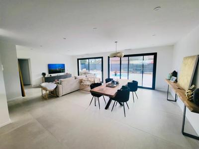 Maison - 119 m² - 4 pièces