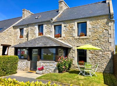 Maison - 305 m² - 10 pièces