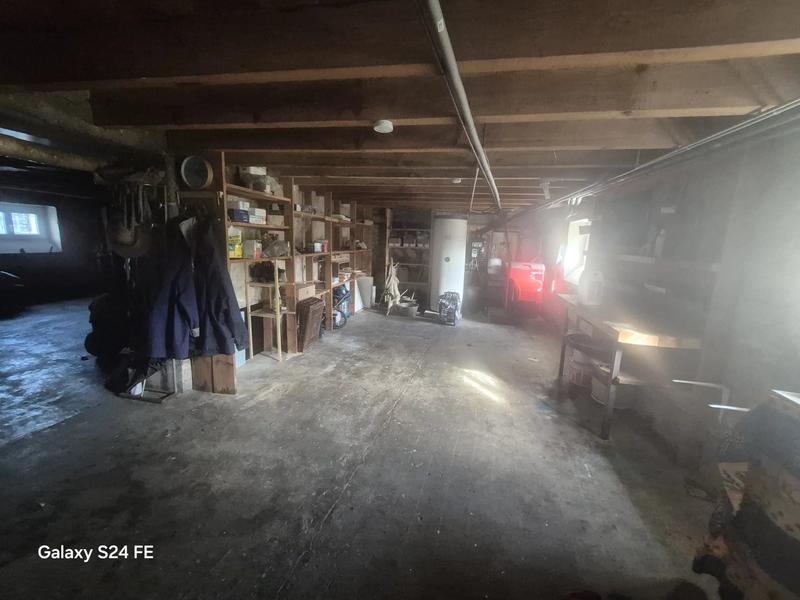 Maison - 220 m² - 8 pièces