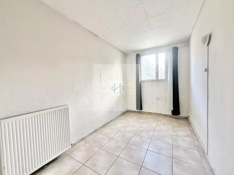 Maison - 97 m² - 5 pièces