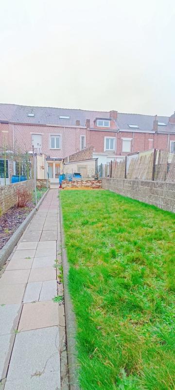 Maison - 102 m² - 5 pièces