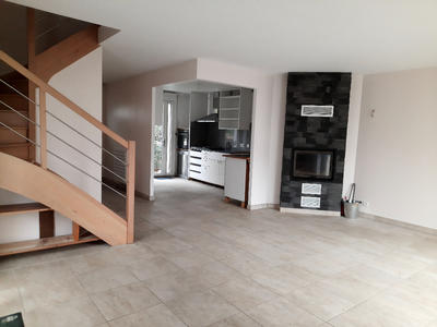 Maison - 101 m² - 5 pièces