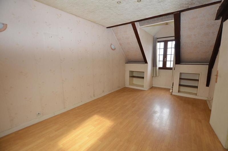 Maison - 110 m² - 6 pièces