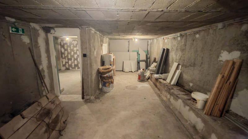 Local commercial - 97 m² - 3 pièces