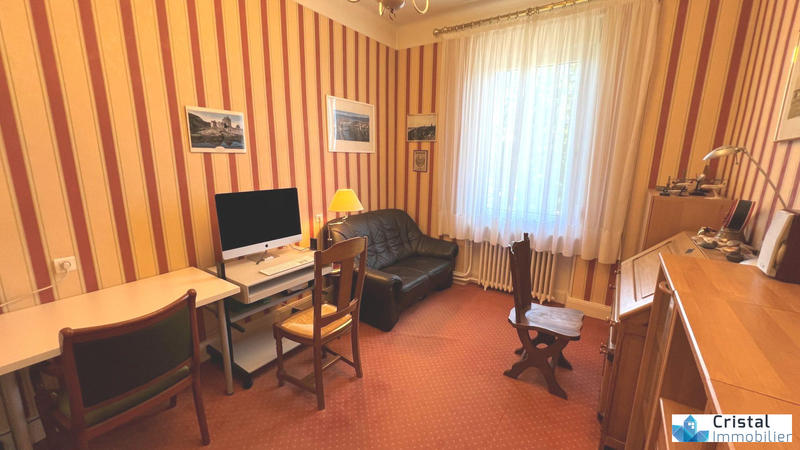 Maison - 177 m² - 8 pièces