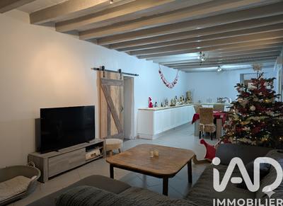 Maison - 200 m² - 8 pièces