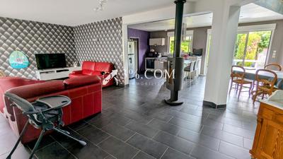 Maison - 180 m² - 7 pièces