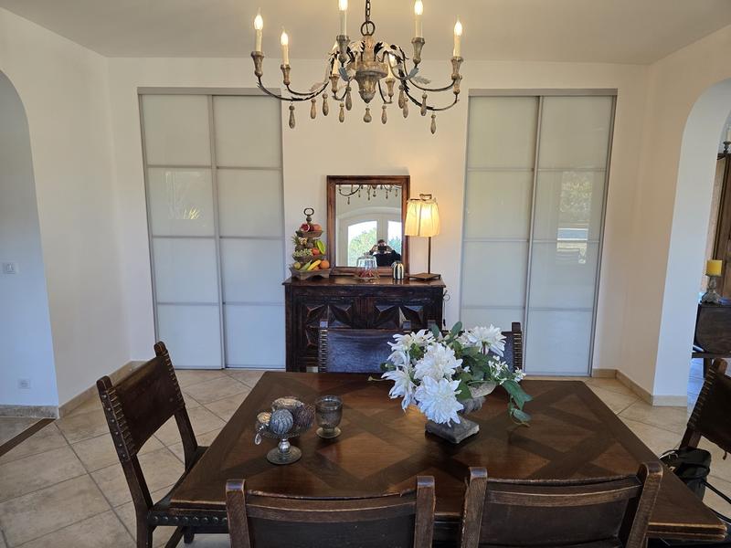 Maison - 224 m² - 5 pièces