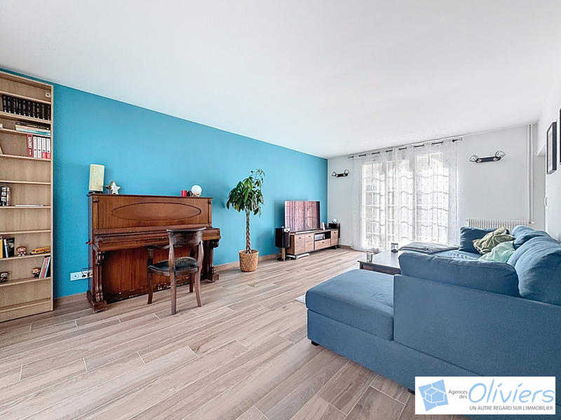 Maison traditionnelle - 155 m² - 6 pièces