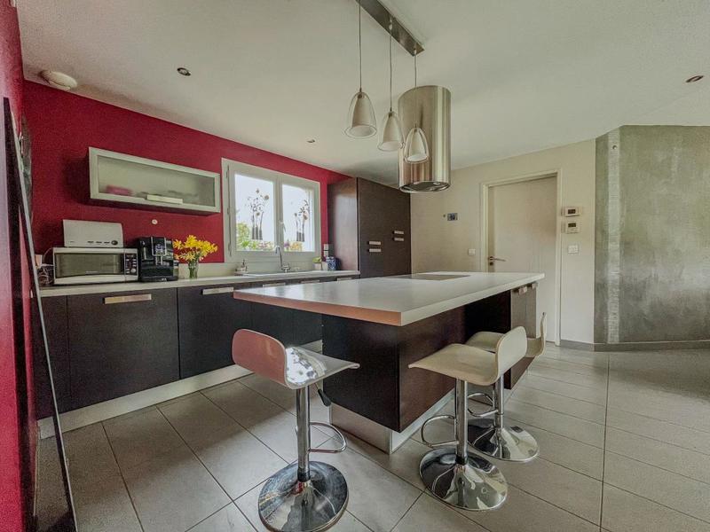 Maison - 101 m² - 4 pièces