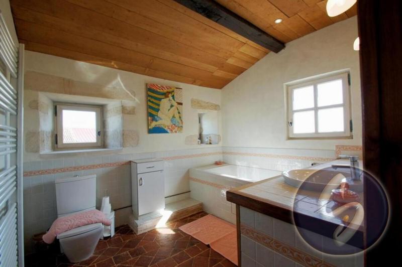 Maison - 432 m² - 8 pièces