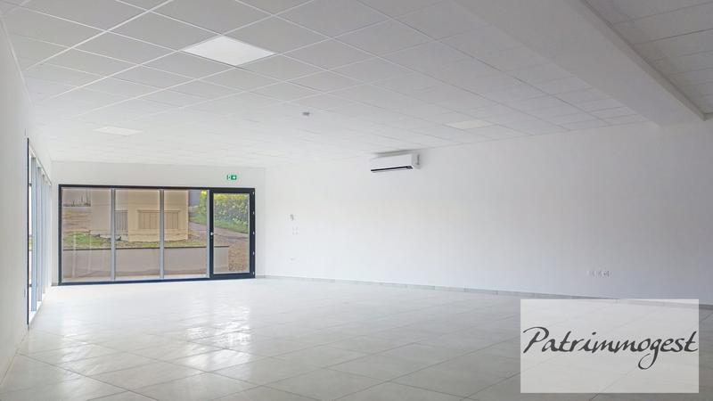 Local commercial - 90 m²