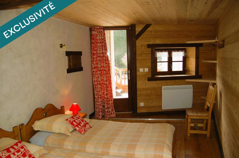 Châlet - 288 m² - 7 pièces