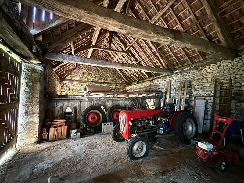 Maison - 220 m² - 7 pièces