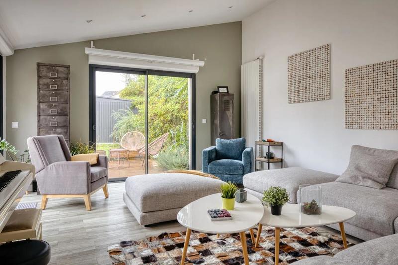 Maison - 185 m² - 7 pièces