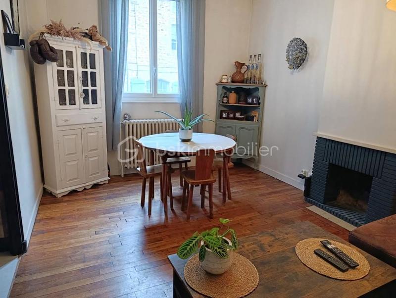 Maison de ville - 92 m² - 4 pièces