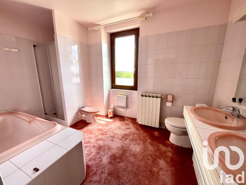 Maison - 175 m² - 6 pièces