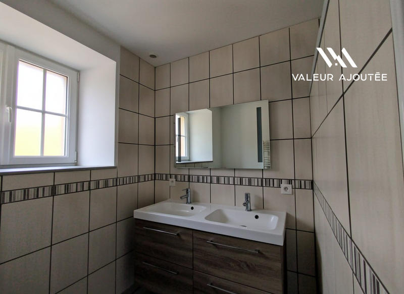 Maison - 138 m² - 7 pièces