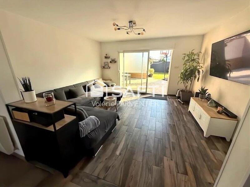 Maison - 84 m² - 4 pièces