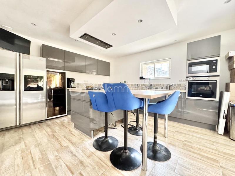 Maison de maîtres - 180 m² - 6 pièces