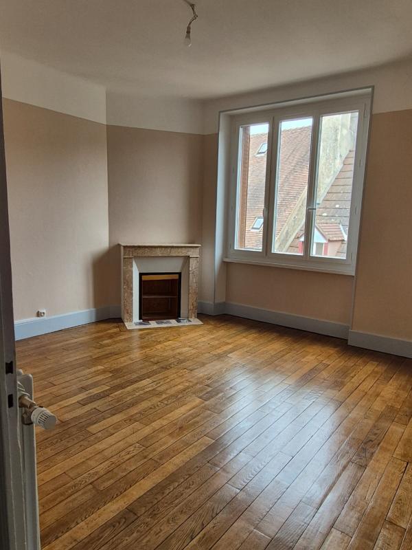 Appartement - 83 m² - 4 pièces