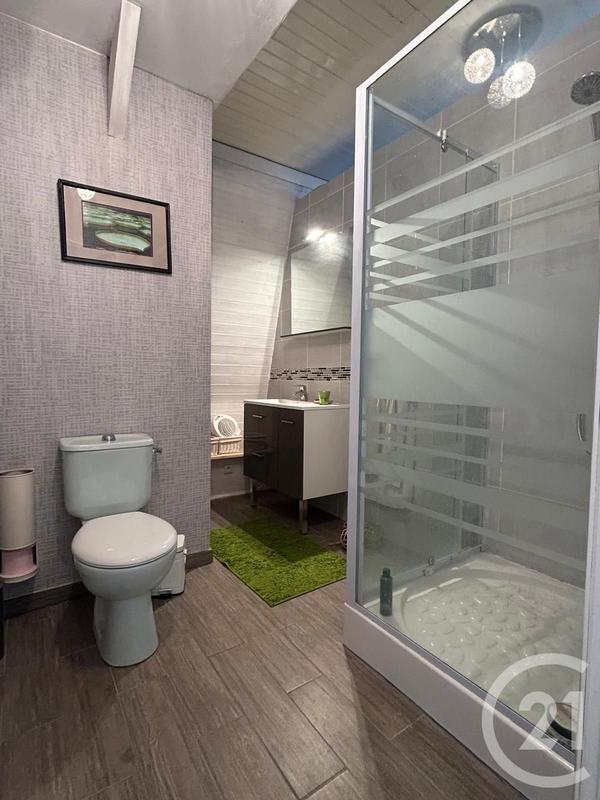 Maison - 182 m² - 8 pièces