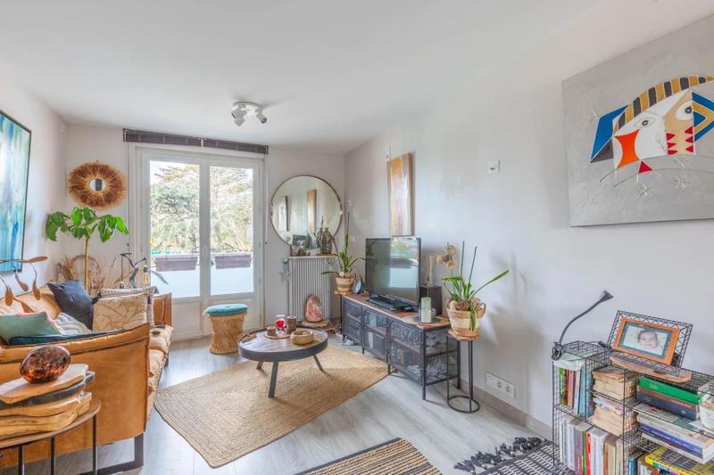 Appartement - 64 m² - 4 pièces