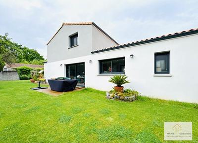 Maison - 123 m² - 5 pièces