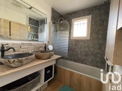 Maison de village - 137 m² - 9 pièces