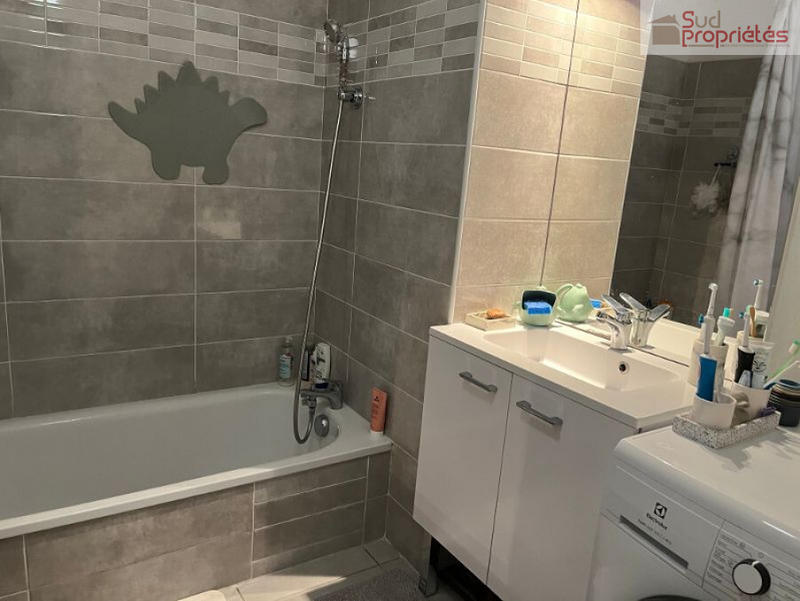 Maison - 64 m² - 4 pièces