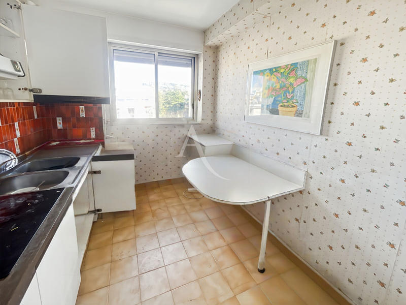 Appartement - 94 m² - 4 pièces