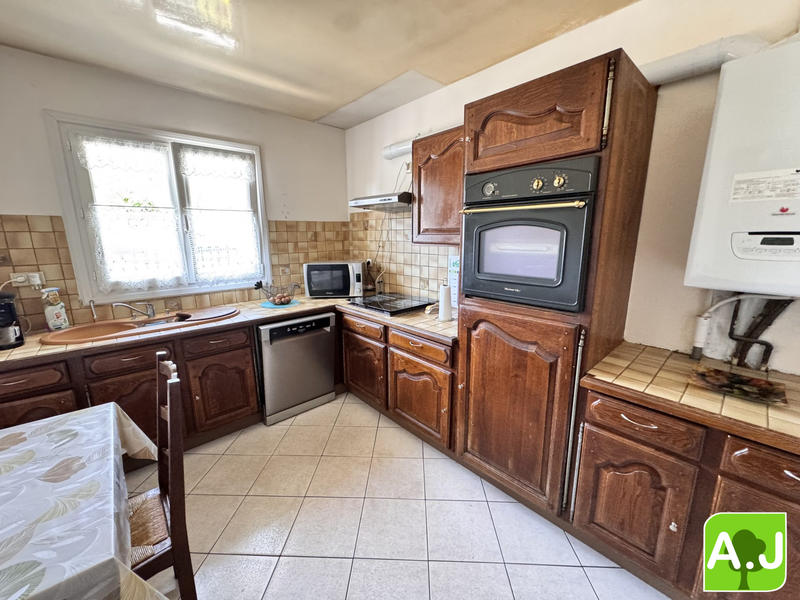 Maison - 105 m² - 5 pièces