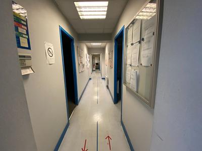 Local commercial - 819 m²