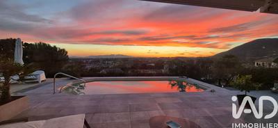 Maison de maîtres - 128 m² - 6 pièces