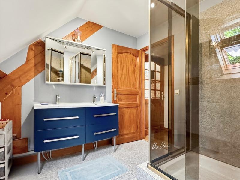 Maison - 164 m² - 7 pièces