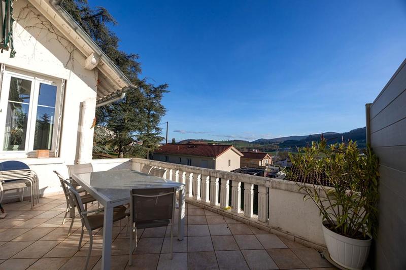 Maison - 350 m² - 14 pièces